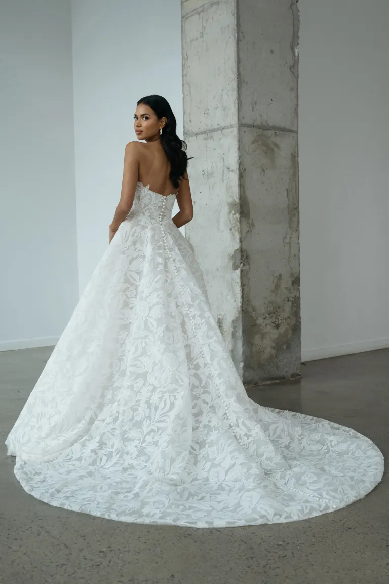 Jenny Yoo - Ezra - £3695