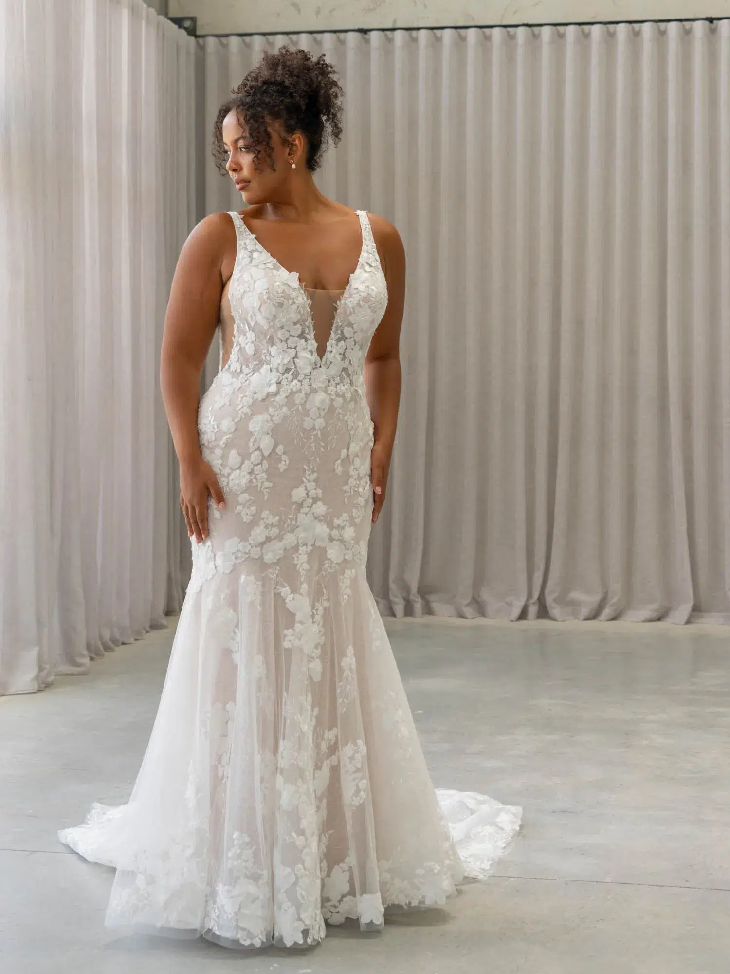 Madi Lane - Thayer - £2195