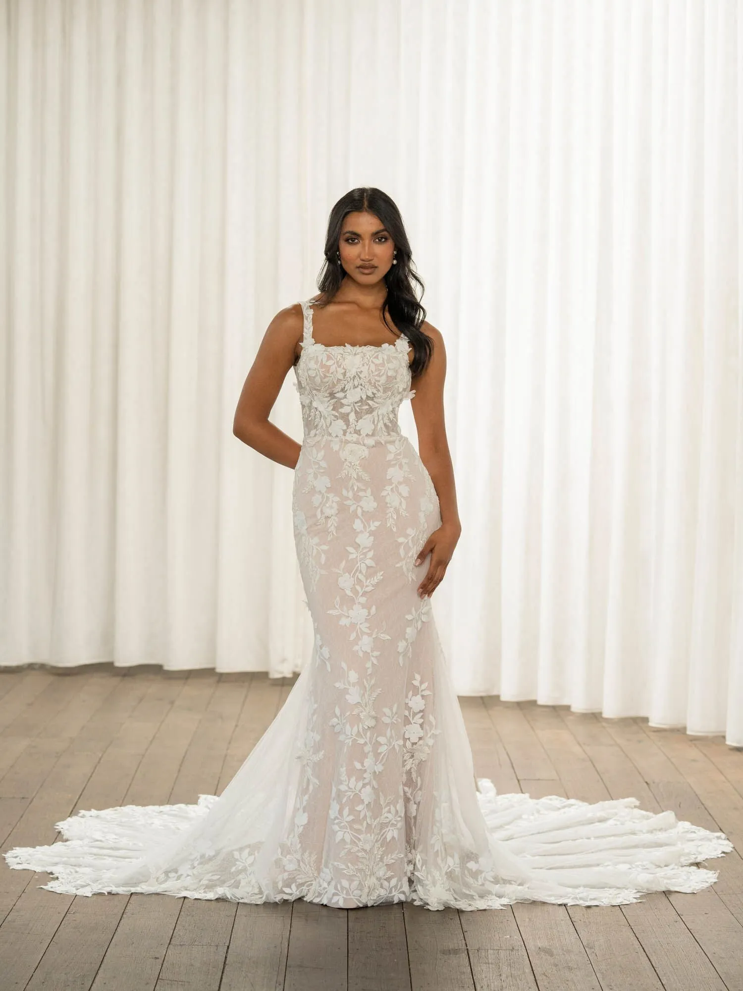 Madi Lane - Thayer - £2195